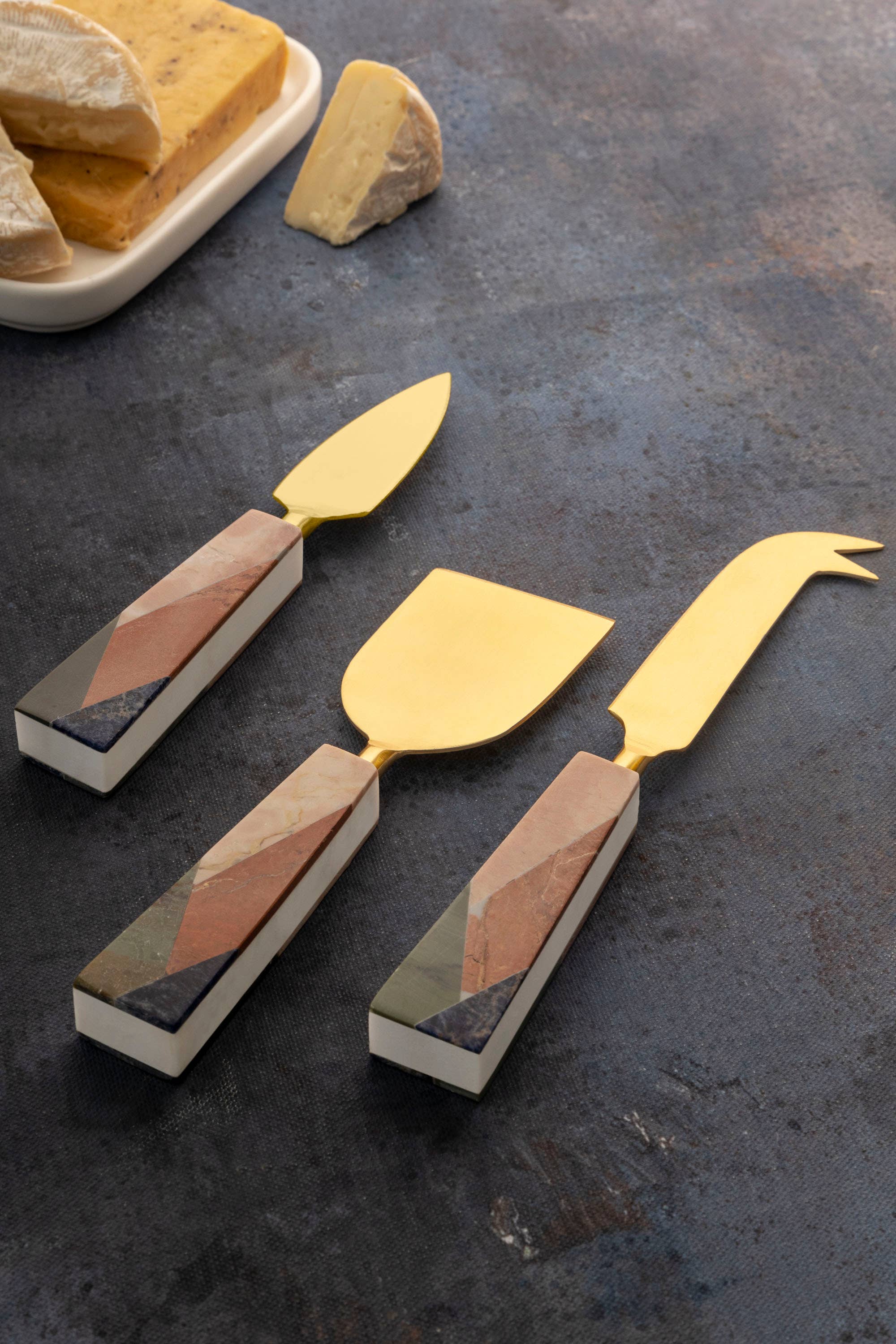 Gauri Kohli: Galicia Marble Cheese Knives, Set of 3 - Image 2