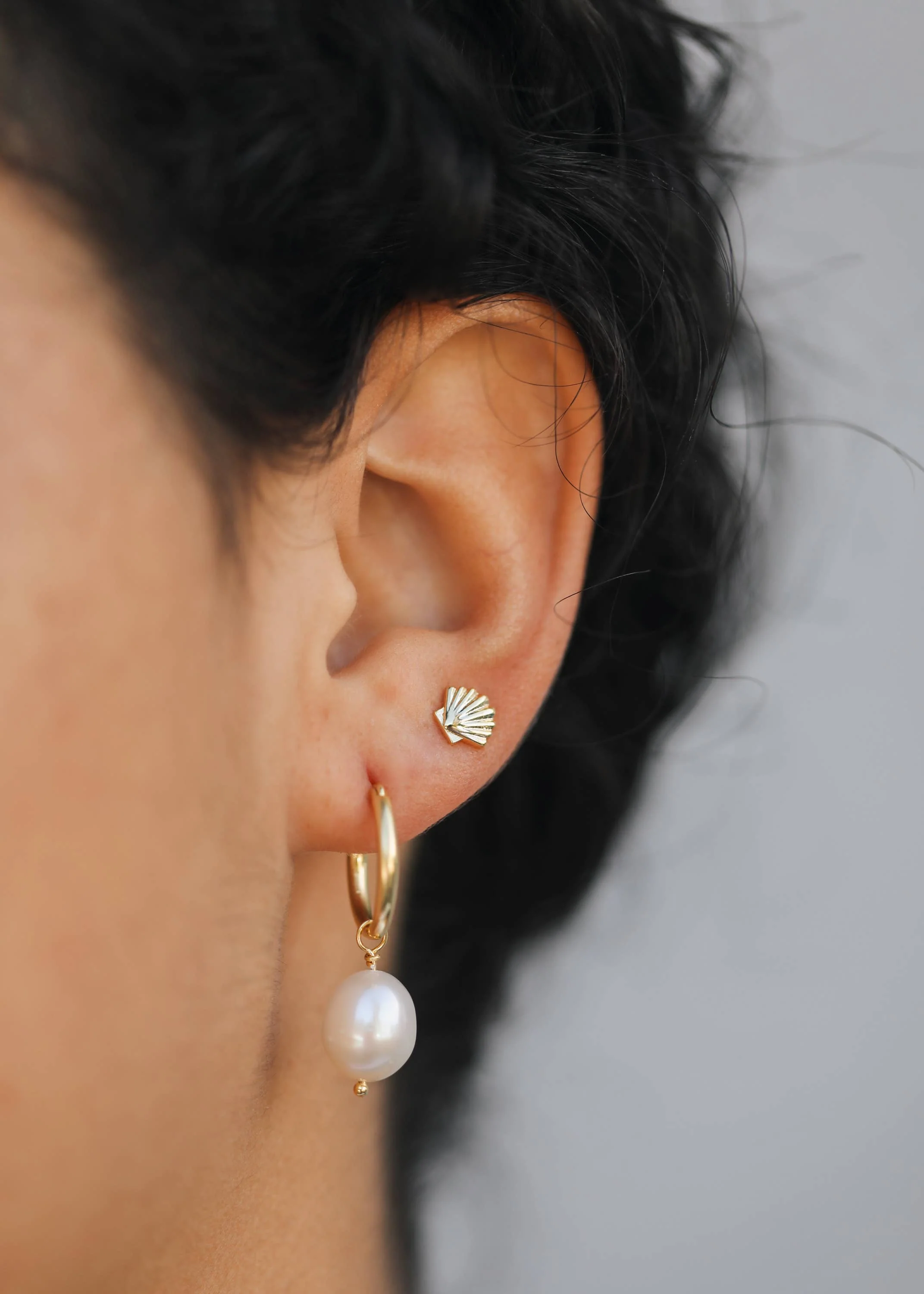 JaxKelly: Seashell - Gold Earrings - Image 4