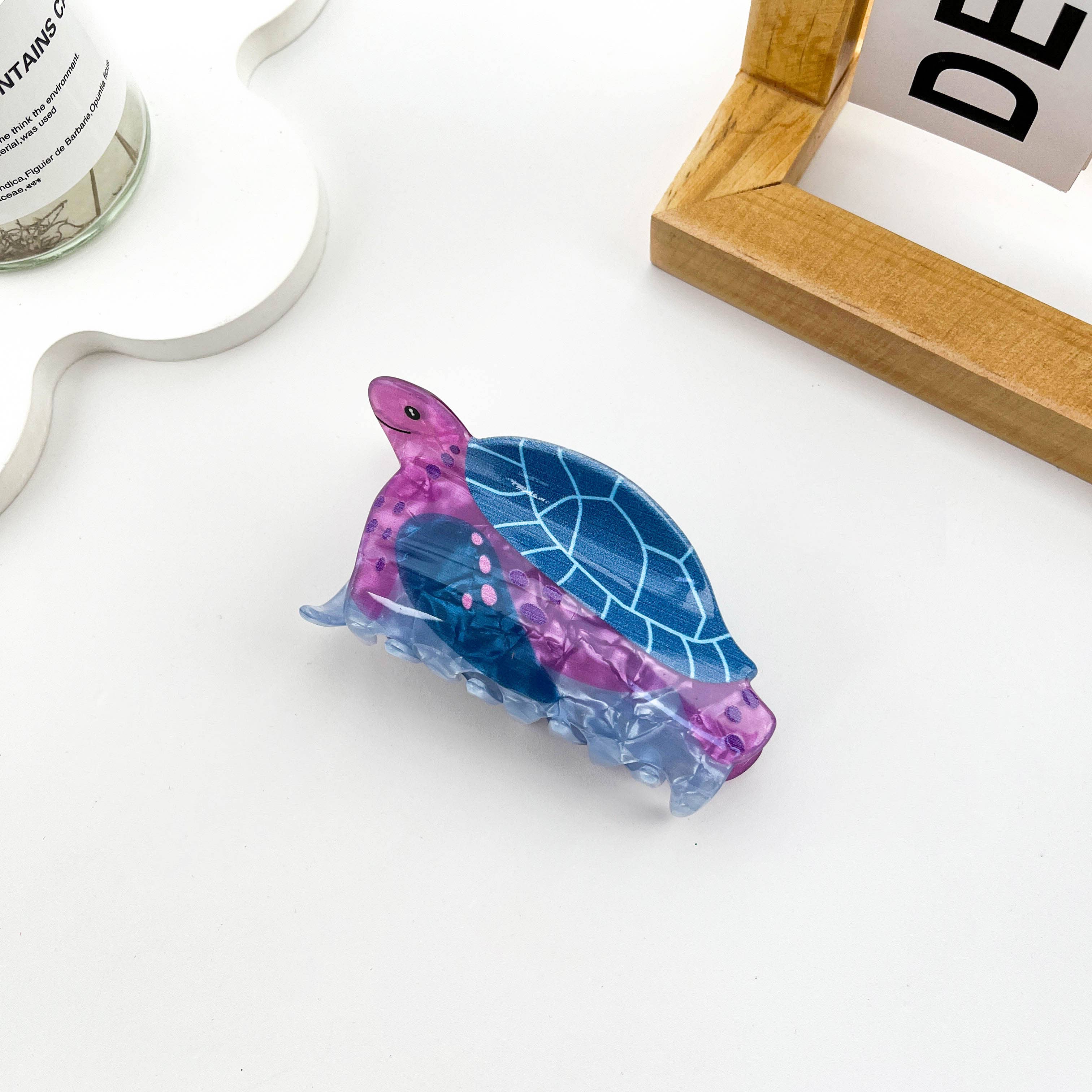 mildstyles: Cartoon Marine Life Sea Turtle Acrylic Hair Claw Clip - Image 10