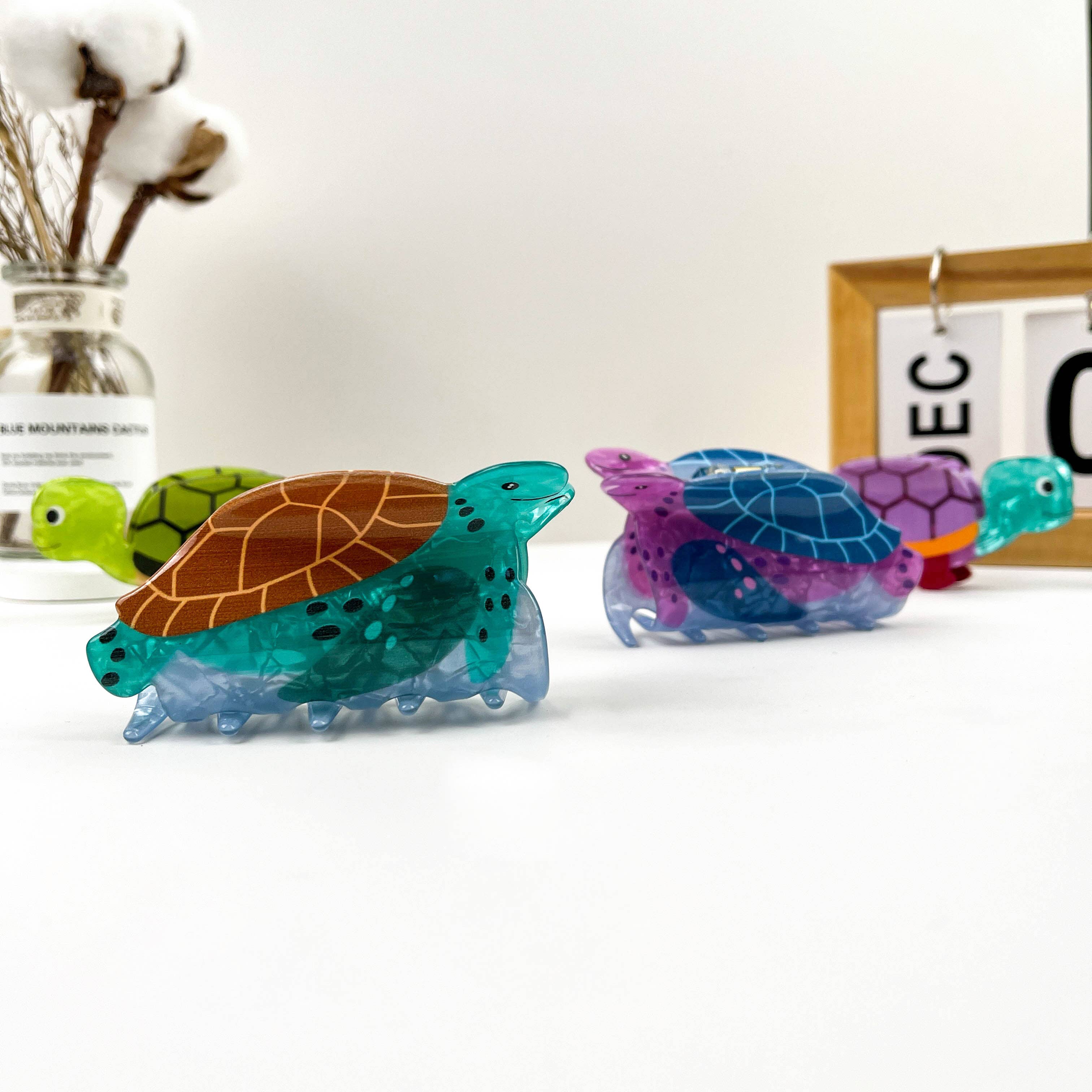 mildstyles: Cartoon Marine Life Sea Turtle Acrylic Hair Claw Clip - Image 12