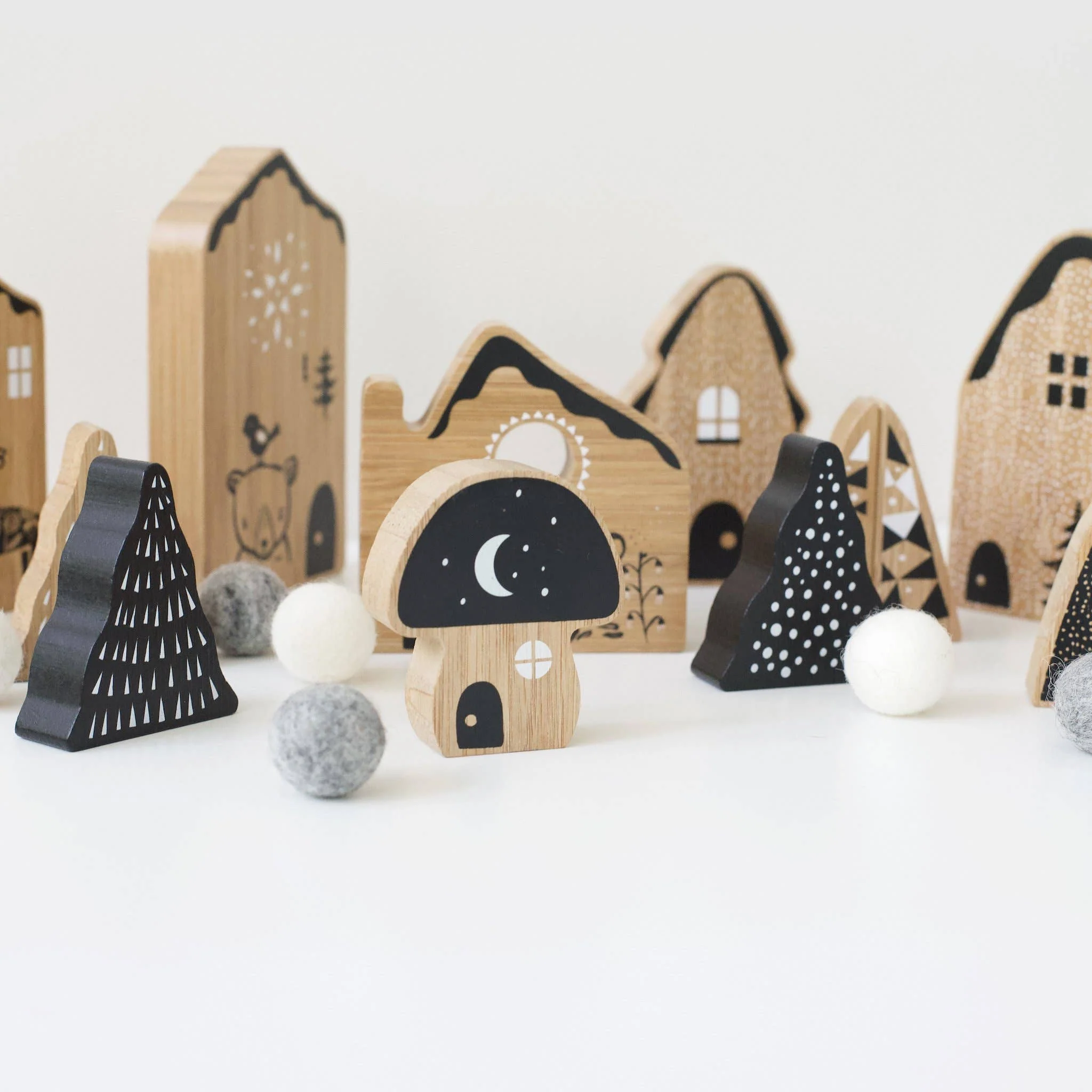 Wee Gallery: Woodland Village - Image 6